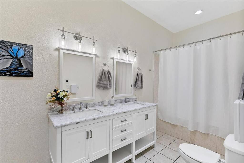 Lucky House - Tranquility In The Middle Of Houston - Tv In Every Room - 300 M2 Dış mekan fotoğraf